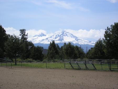 View on Sisters montains